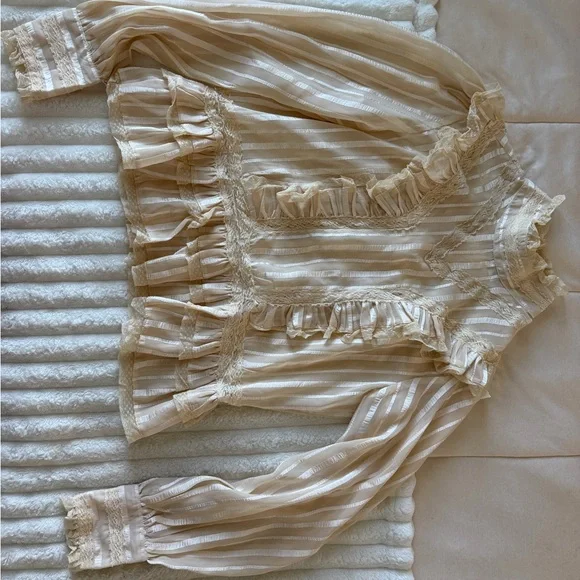 River Island Cream Striped Ruffle Blouse - Picture 6 of 6